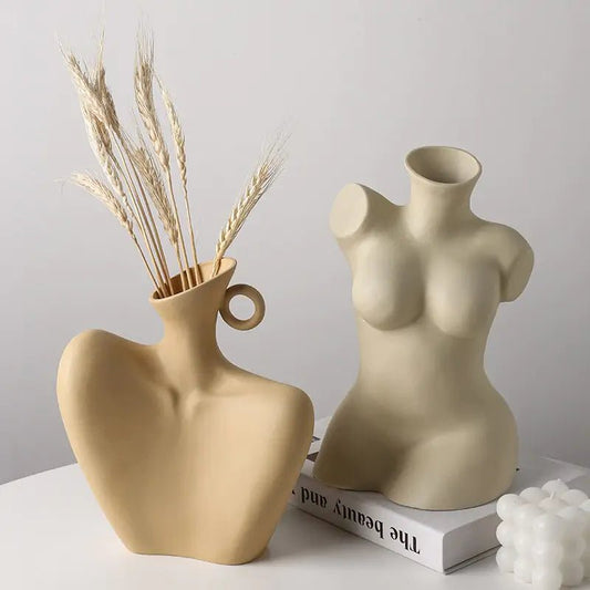 Sculpture Vase - The Cozy Eclectic